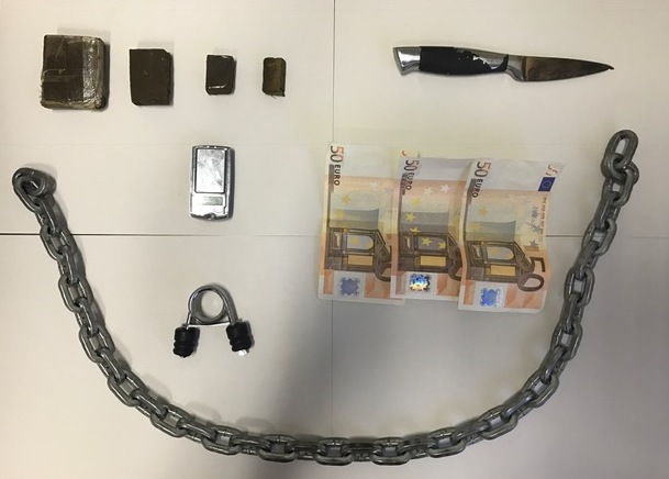 Picchiato con una catena al Parco Carrà: identificati due fratelli