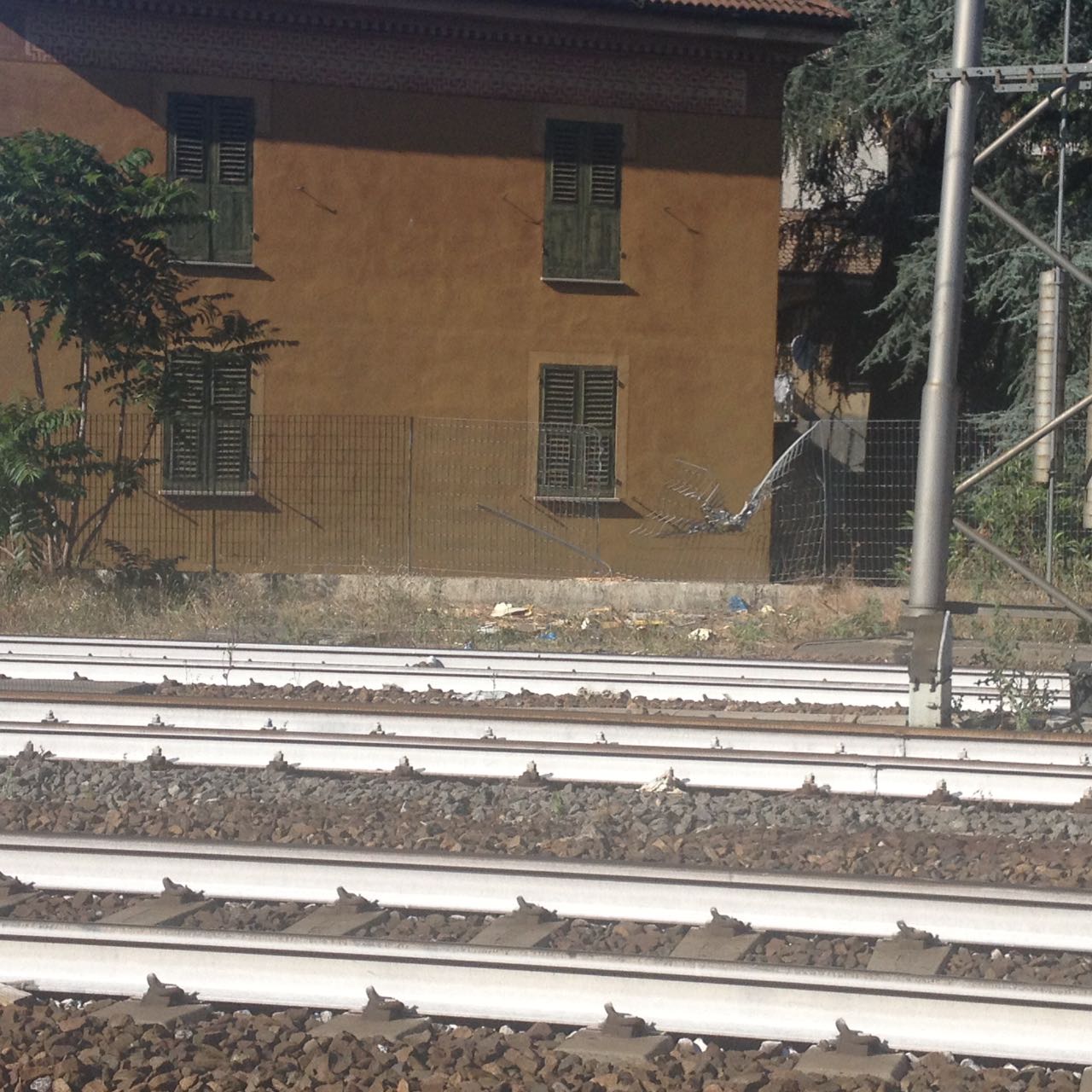 Si schianta a bordo di un aliante a Novi Ligure: muore un 78enne