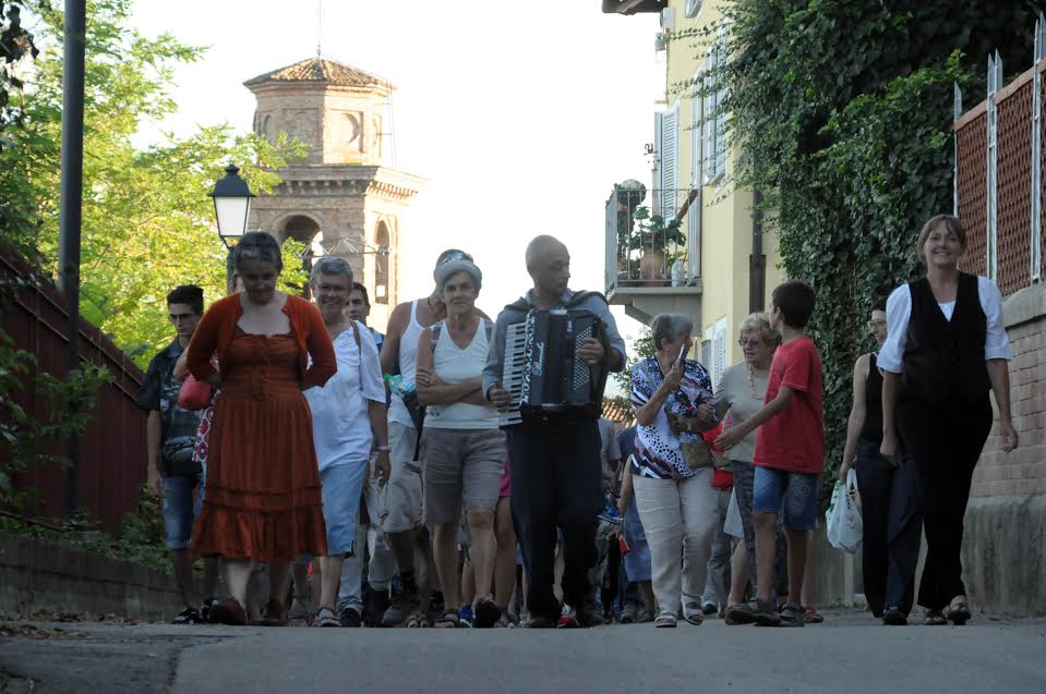 I paesaggi delle Langhe e del Monferrato ospitano e diventano Teatro