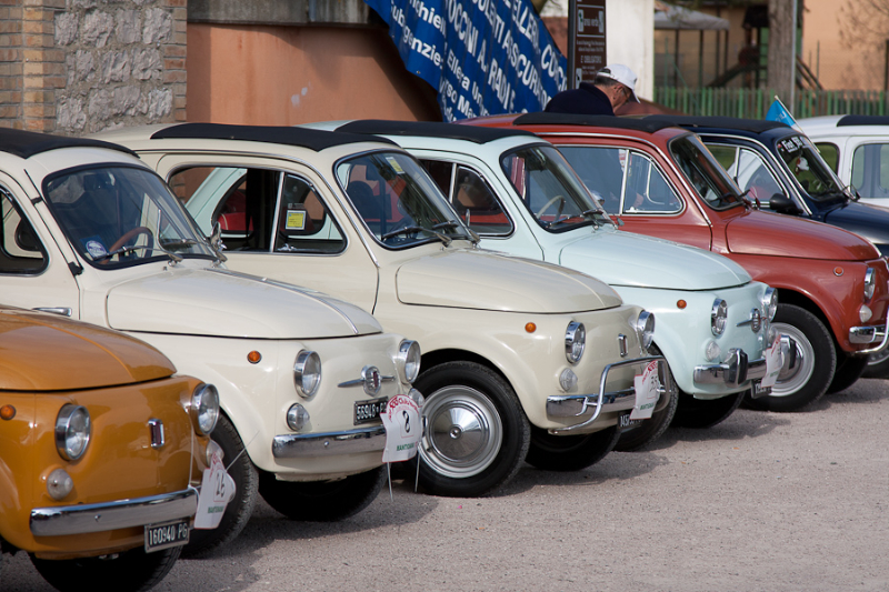 La festa delle 500: a Spinetta Marengo il raduno delle auto d’epoca