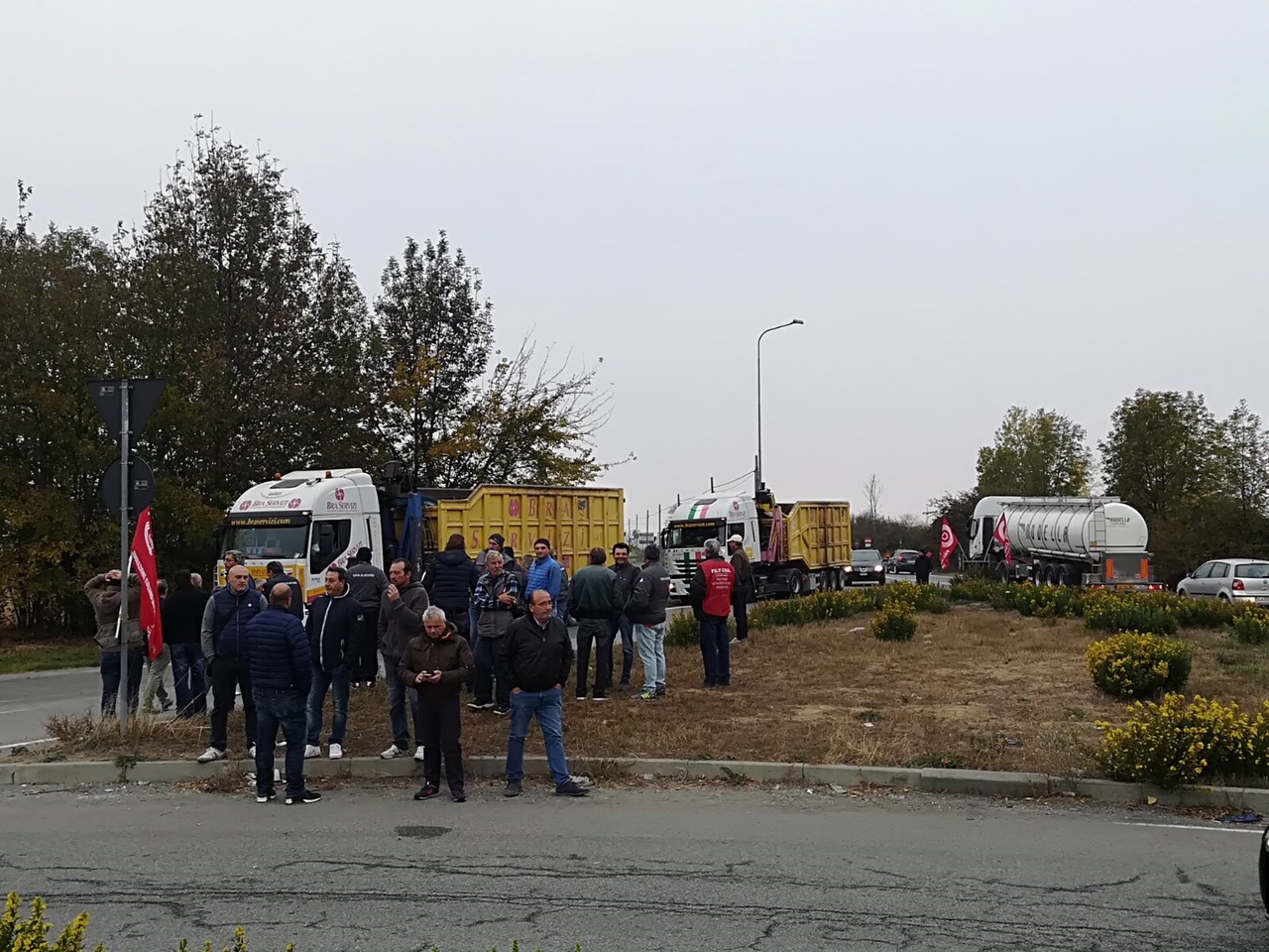 Sciopero autotrasportatori: “adesione totale”