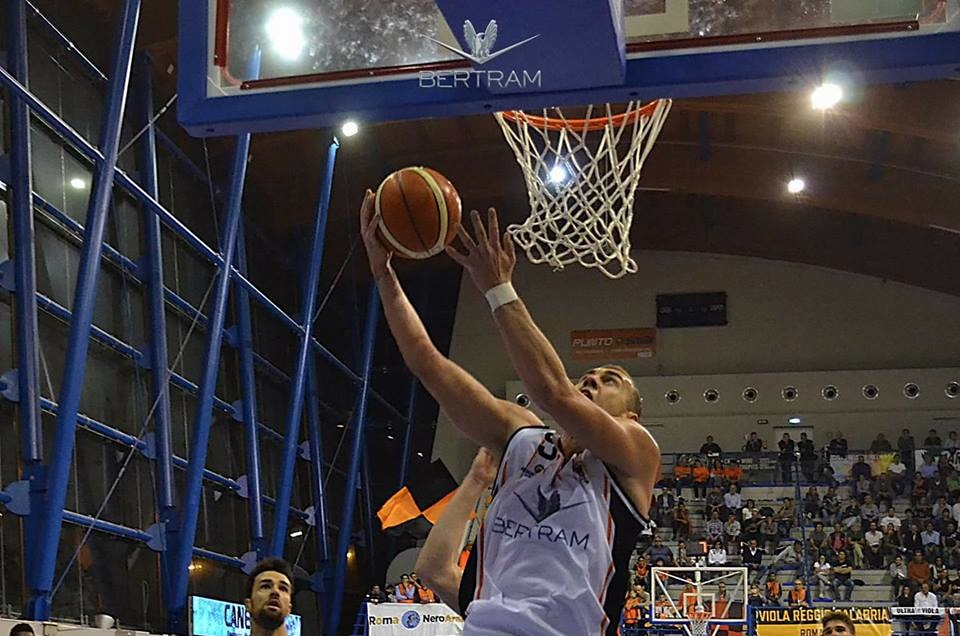 Bertram Derthona: buona la prima. Reggio Calabria cede 80-72