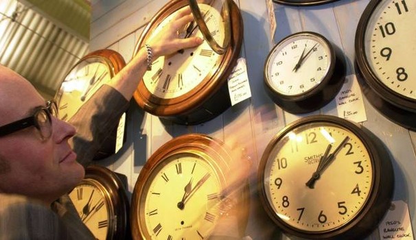 Domenica scatta l’ora solare, lancette indietro di un’ora