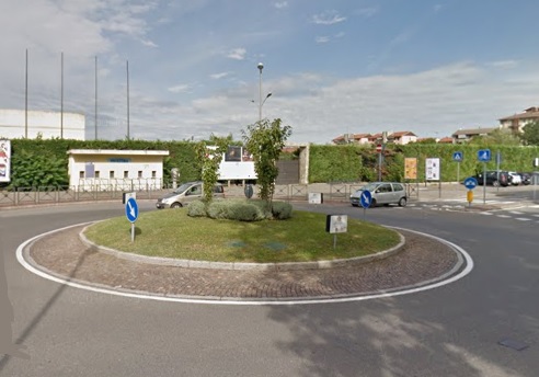 A Novi operai al lavoro per riparare una condotta del gas