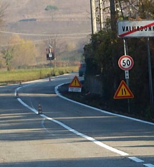 Sulla Colla torna finalmente la segnaletica orizzontale