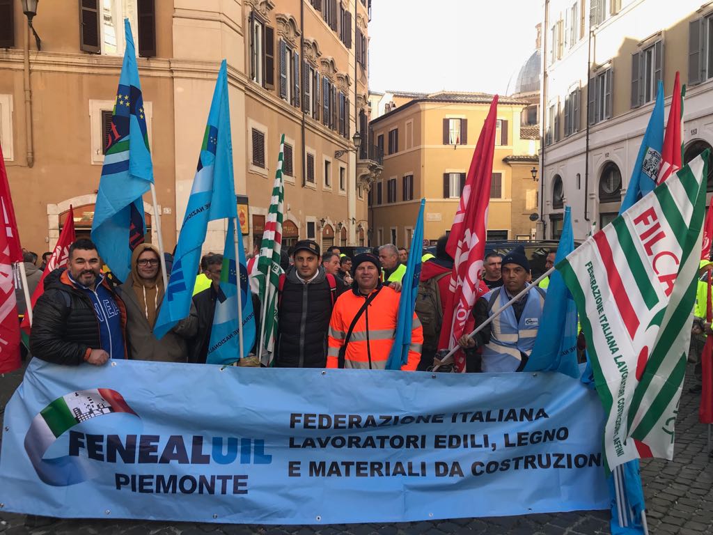 Codice Appalti: i lavoratori in presidio davanti a Montecitorio