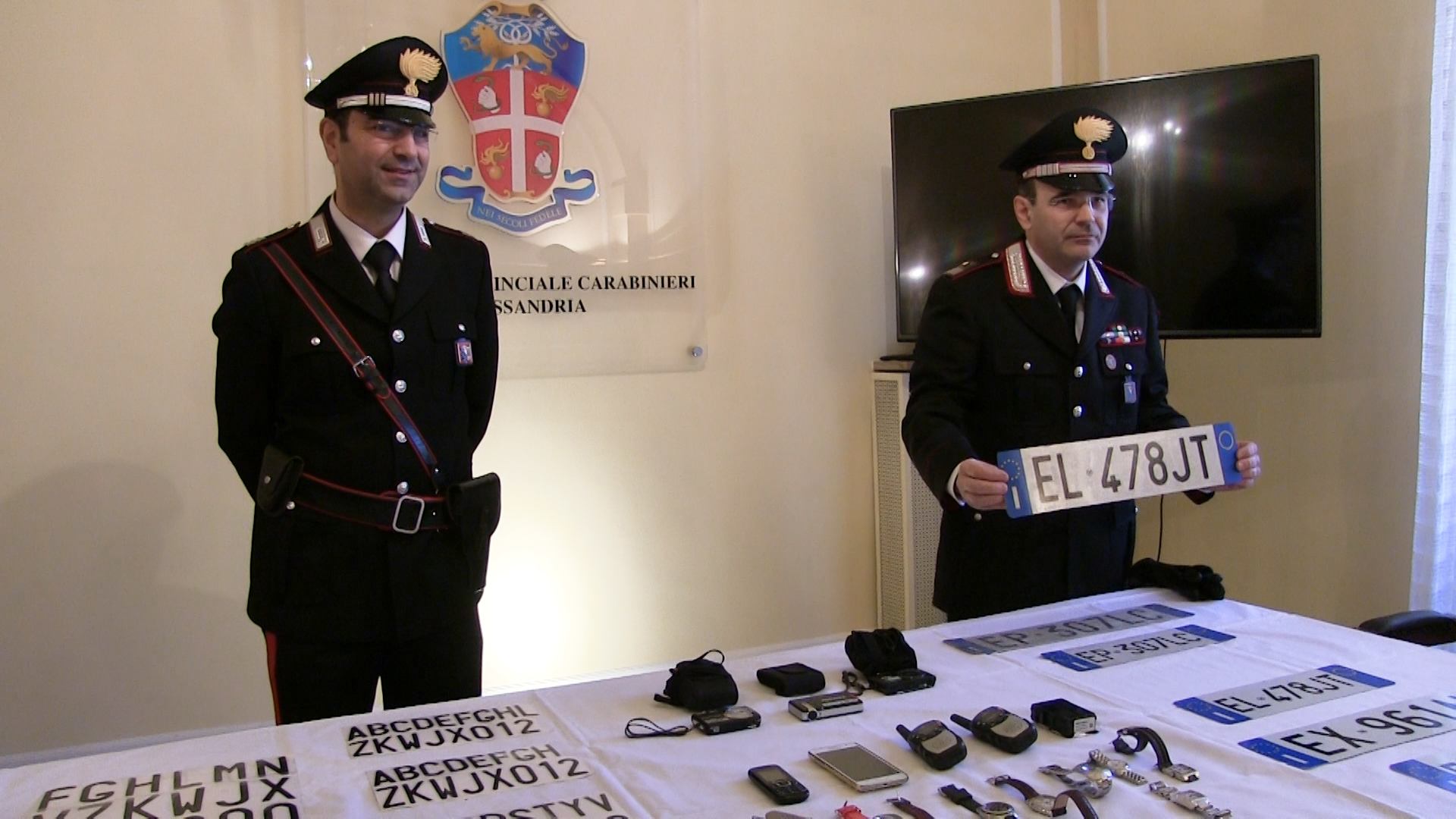 Ricercato per furto si nascondeva in una villetta al quartiere Cristo