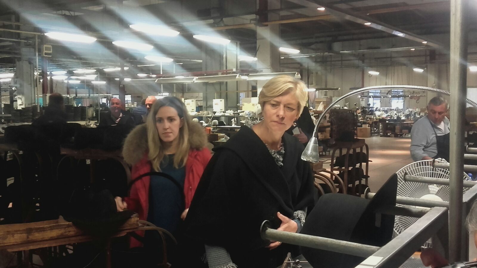 Il ministro Pinotti in difesa della Borsalino e del lavoro del Governo