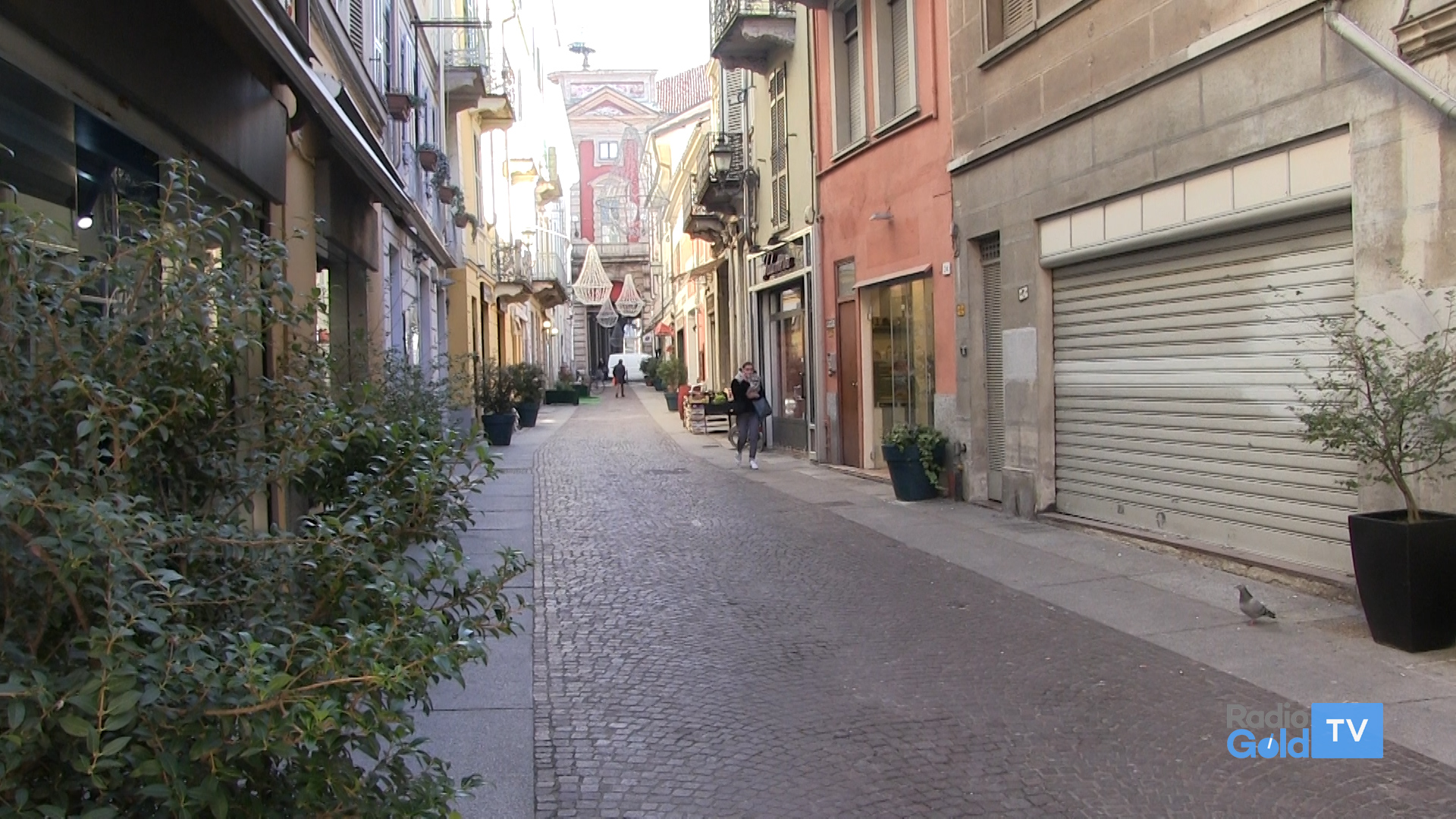 Rivedere gli orari per restare aperti a pranzo. La proposta della commerciante su cui “vale la pena fare un ragionamento”