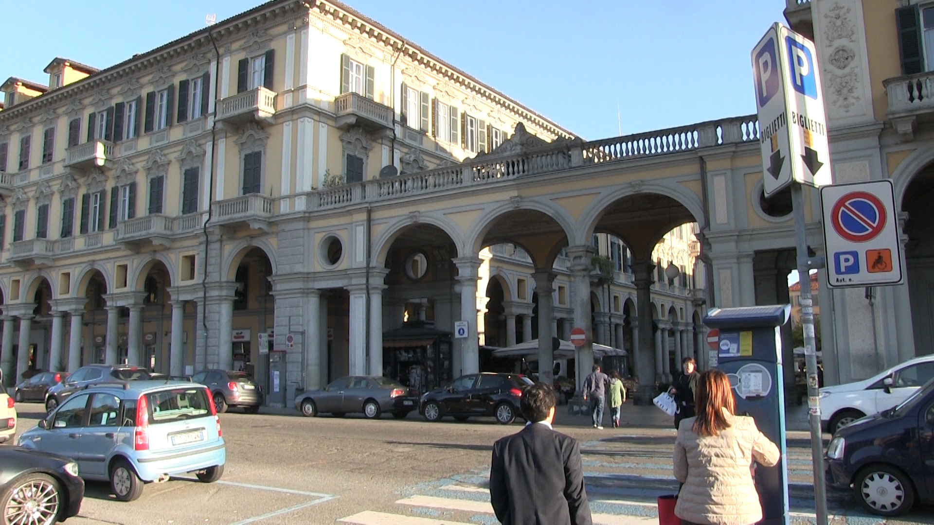 Da martedì si rifà il porfido in piazza Marconi