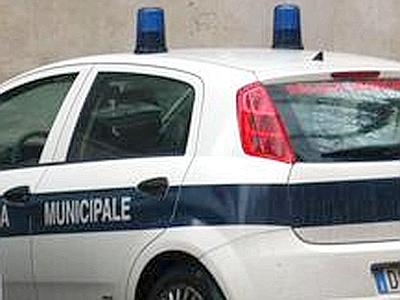 Furiosa lite a Novi: intervengono i vigili urbani