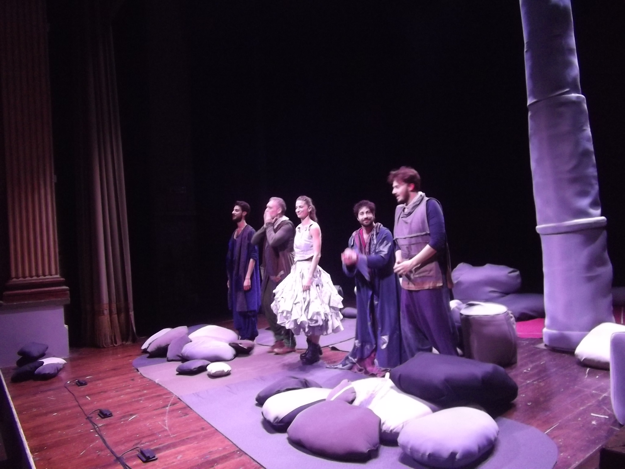Denaro e utopia egualitaria. Recensione di “Dio Pluto” a Tortona