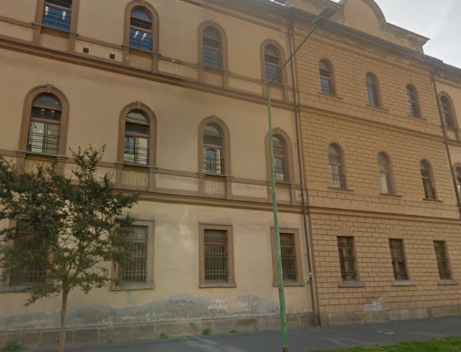 Rilievi tecnici al Ciampini-Boccardo dopo crollo di un controsoffitto