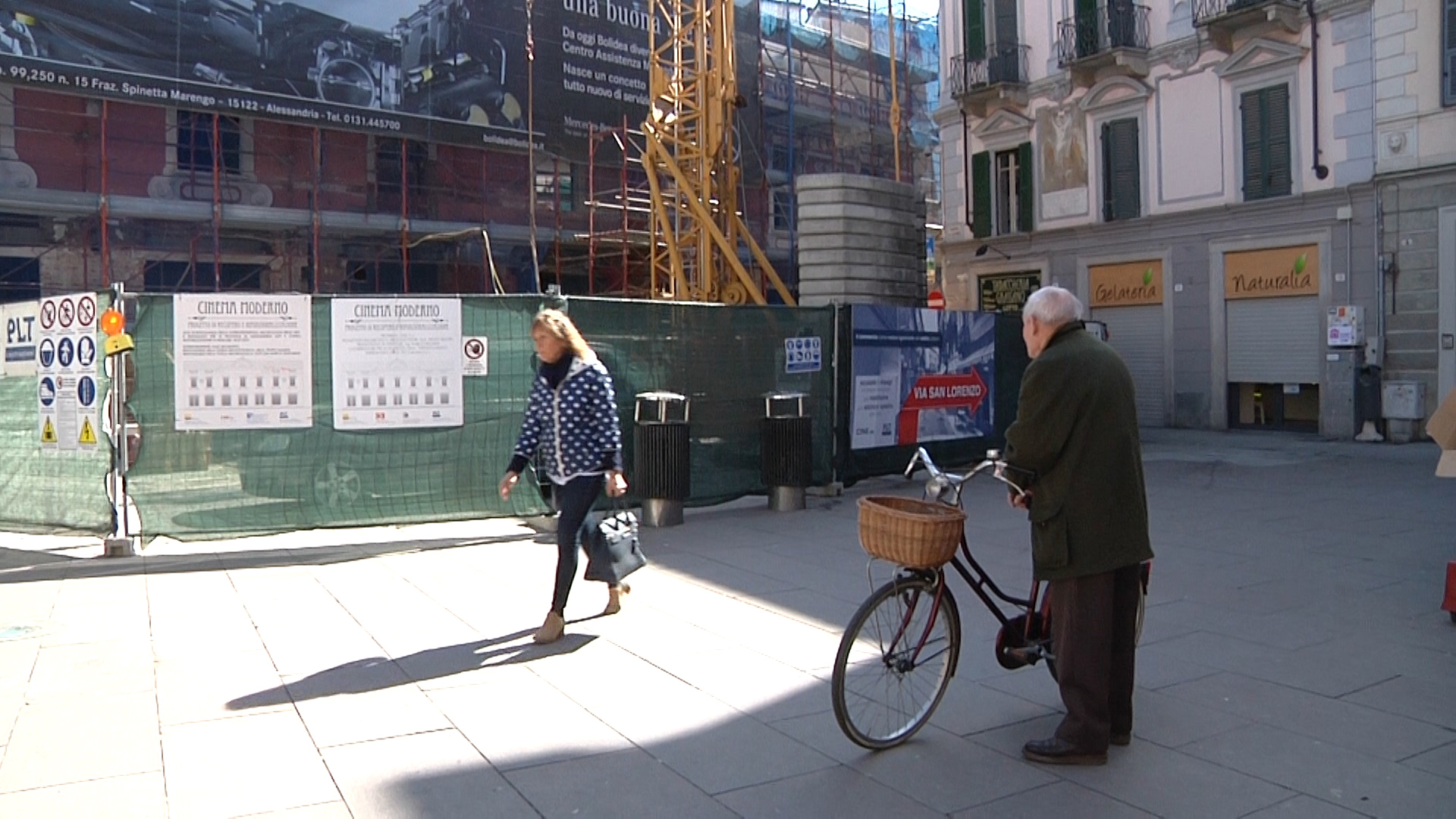 Lavori all’ex Moderno: disagi e speranze di chi vuole il rilancio del centro