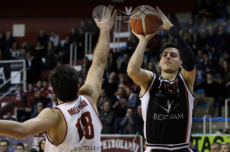 Bertram Derthona scivola a Trapani: i leoni calano nella ripresa