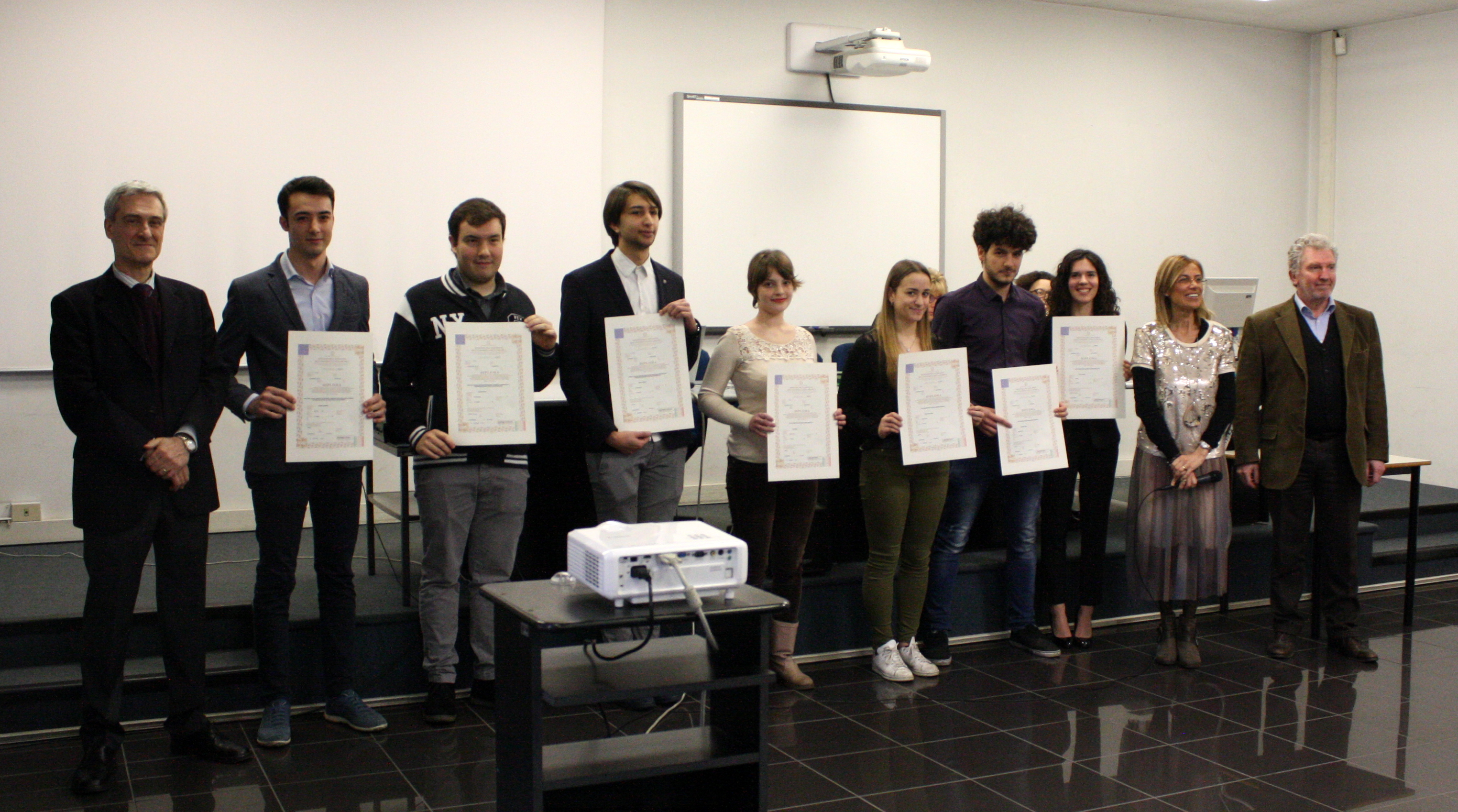 All’Itis Volta consegnati i diplomi a 130 alunni