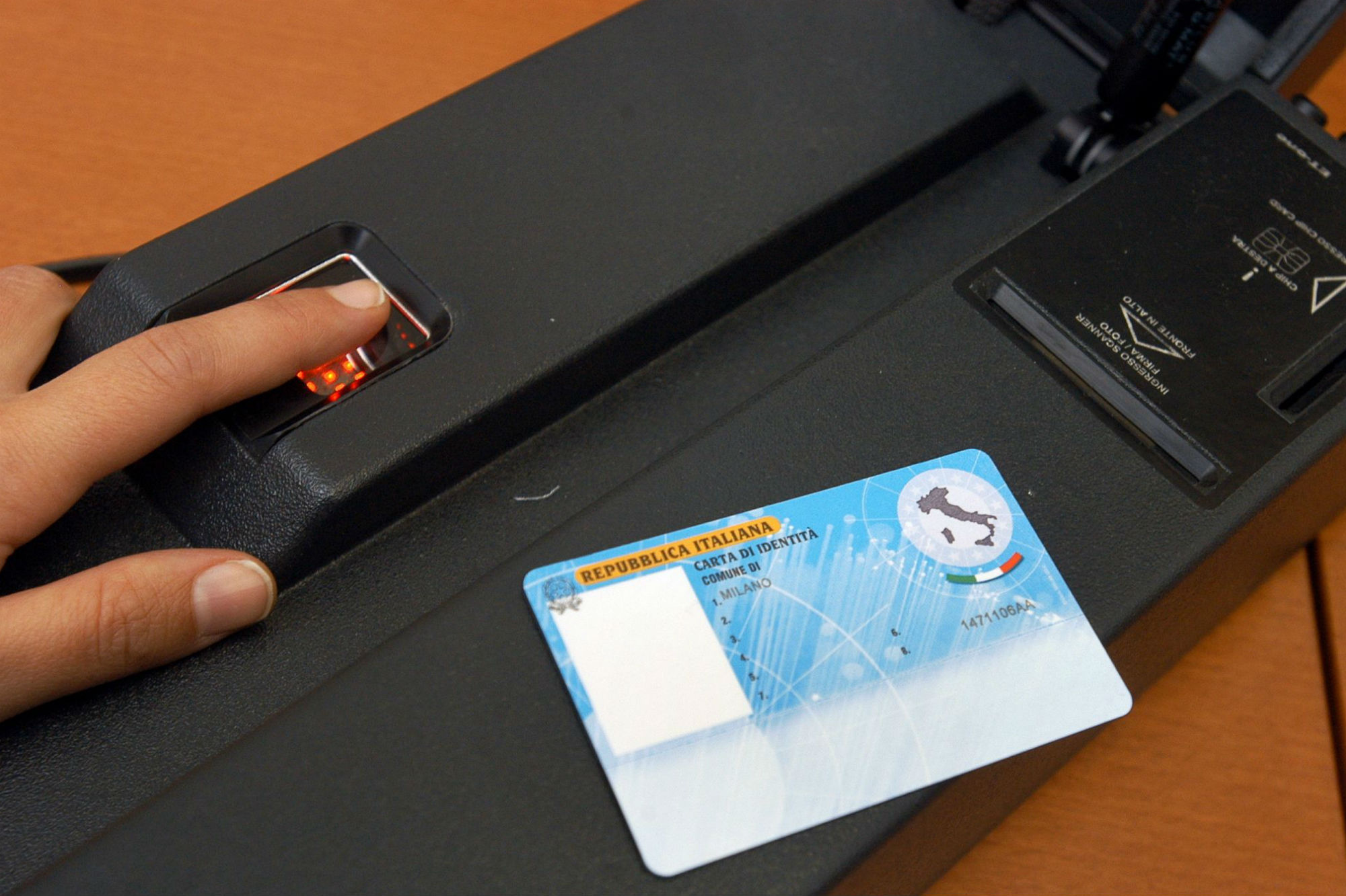 A Valenza presto disponibile la carta di identità elettronica