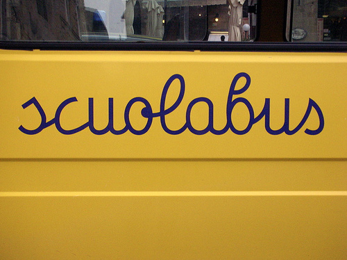 Scuolabus, M5s al fianco dei lavoratori: “Pronti a mettere in discussione il nostro ruolo in maggioranza”