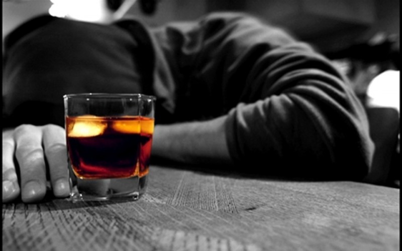 Ubriaco a 14 anni: ricoverato in ospedale
