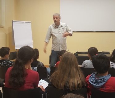 Adotta uno scrittore: dal Salone del Libro al De Amicis/Manzoni