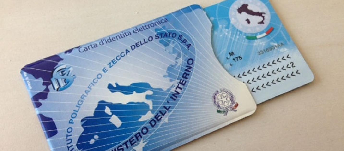 Addio carta d’identità cartacea. In Comune ora solo quella elettronica