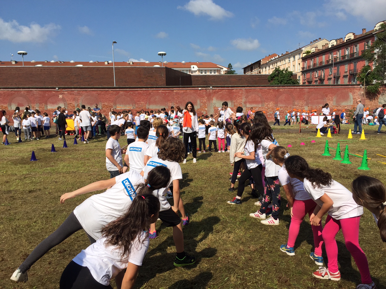Corse, giochi e sorrisi: 800 bimbi alla Straragazzi