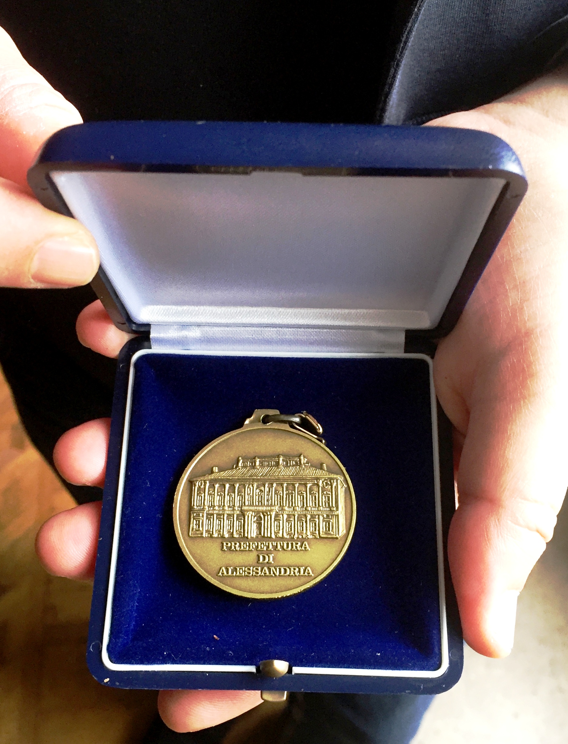Per gli 850 anni il Prefetto dona una medaglia ad Alessandria