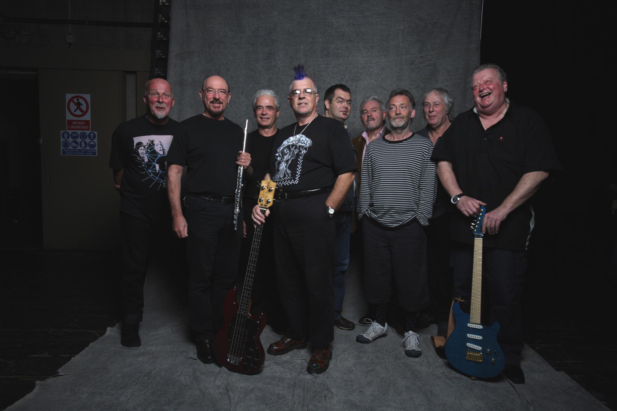 Aism compie 50 anni e festeggia con musica e buona cucina