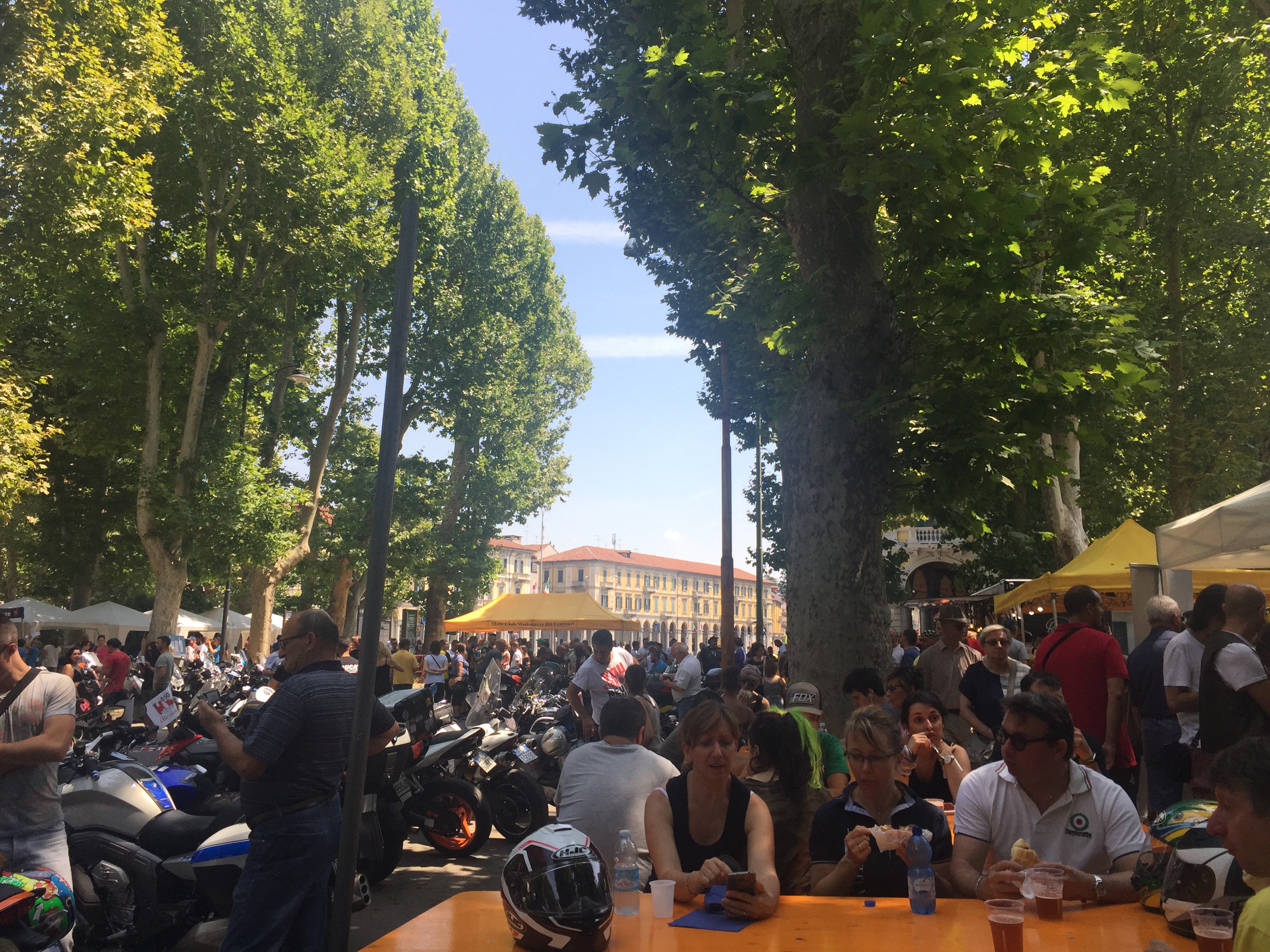 Centauri: con ristoranti gourmet e saldi ad Alessandria 20 mila persone