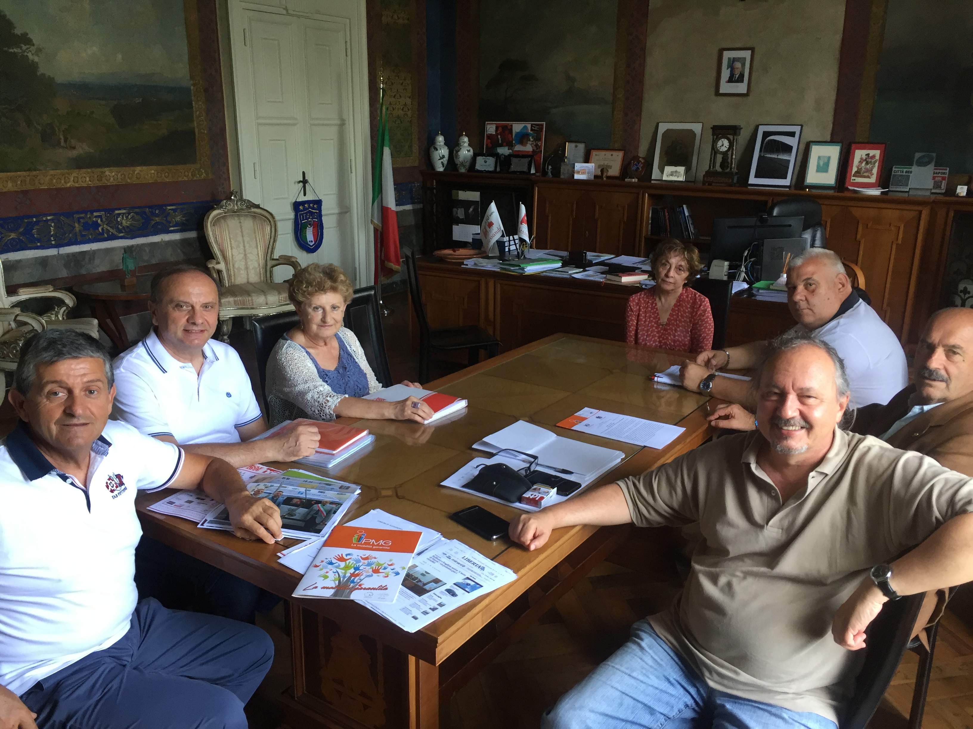 Progetto Mobilità Garantita: il Comune consegna un nuovo mezzo all’Aism
