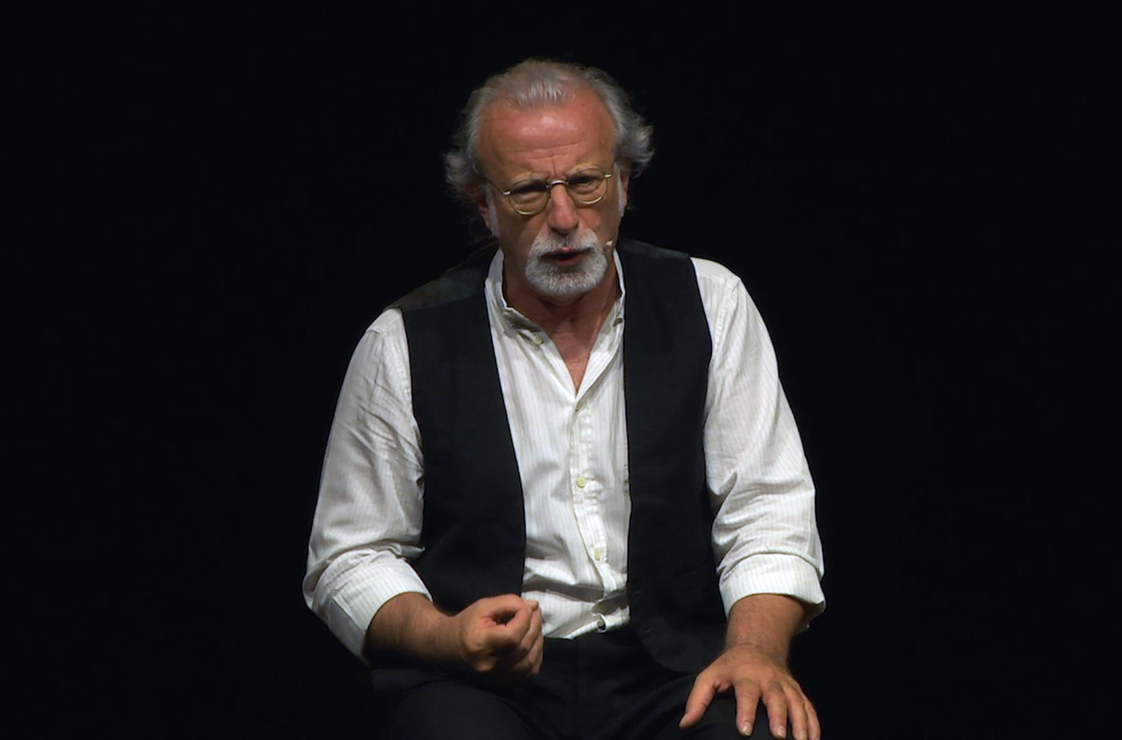 Roberto Anglisani con “Giobbe” chiude il festival Paesaggi e oltre