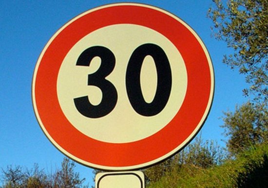 Limitazione traffico veicolare sul cavalcaferrovia di Strada Savonesa