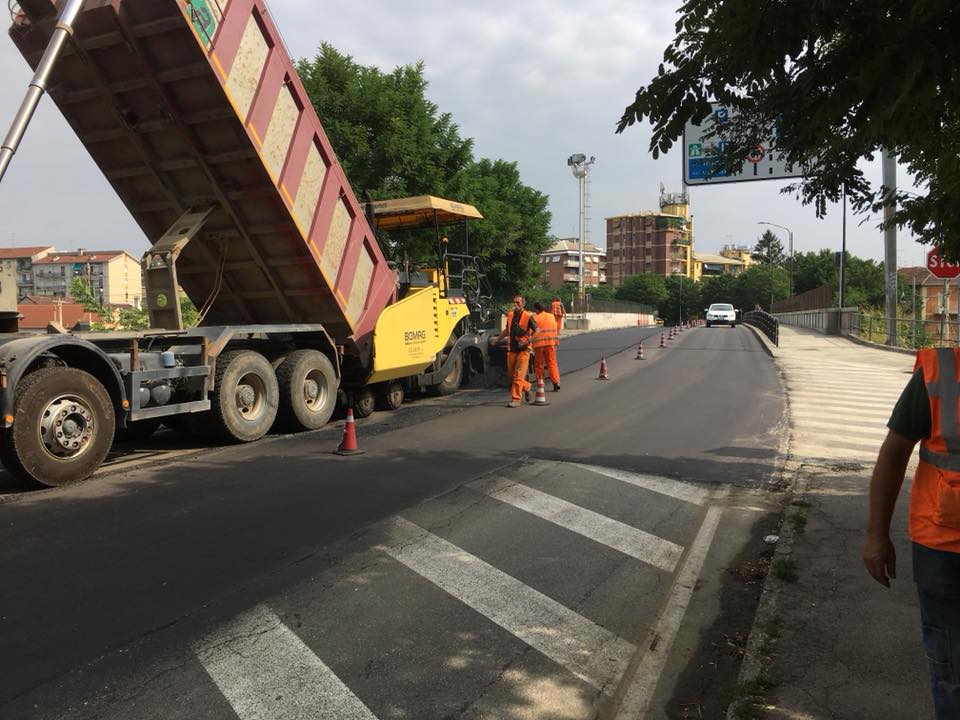 Lavori di fresatura sul cavalcavia di viale Brigata Ravenna: stop alla circolazione tra giovedì e venerdì