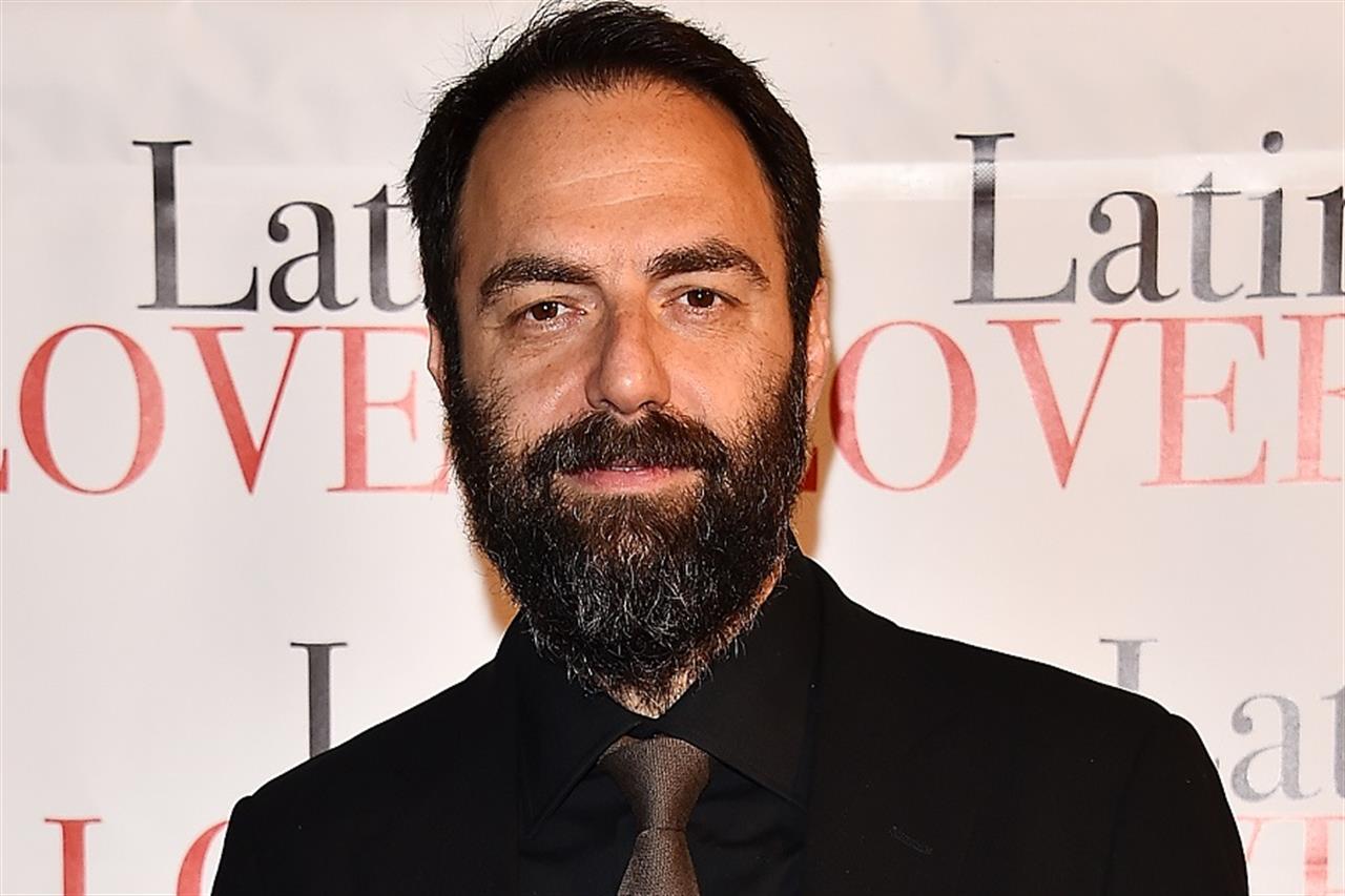 A Libarna arriva Neri Marcorè con la musica di De Andrè e Gaber