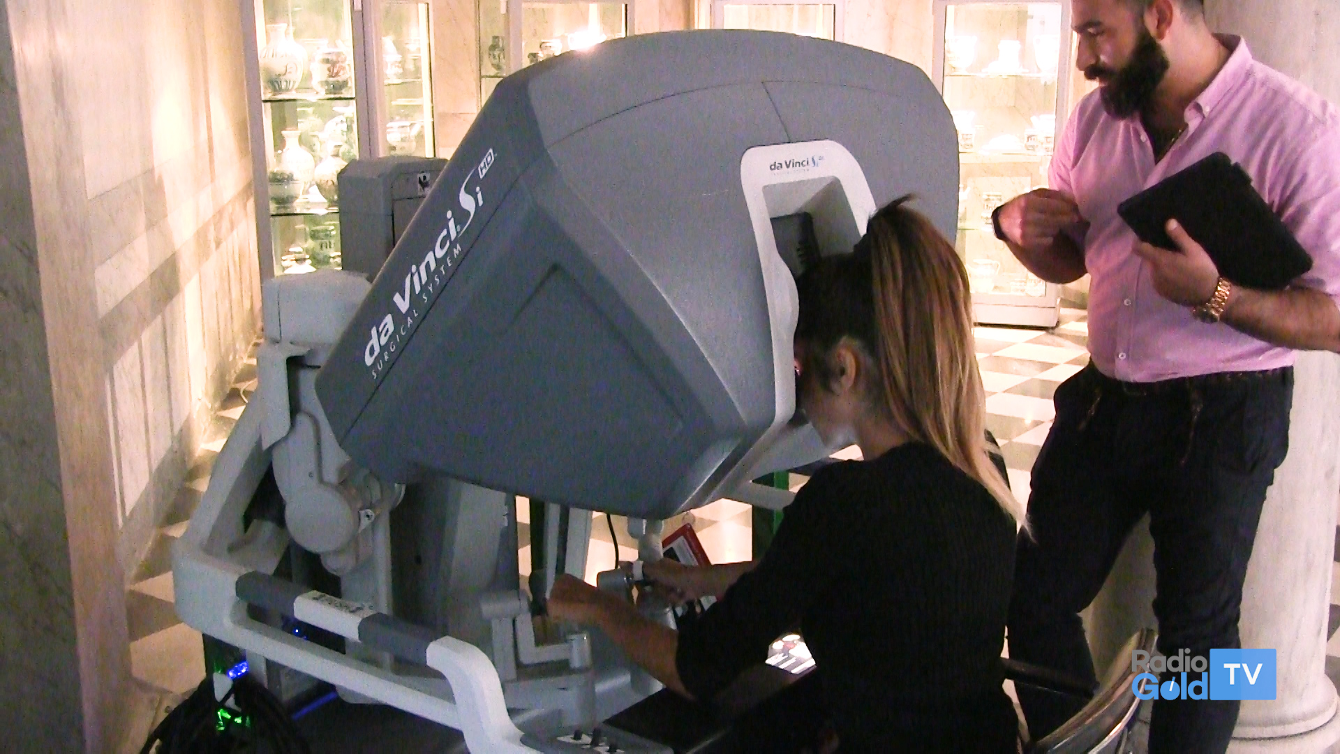 Cittadini “chirurghi per un giorno” all’Aso Al con il robot da Vinci