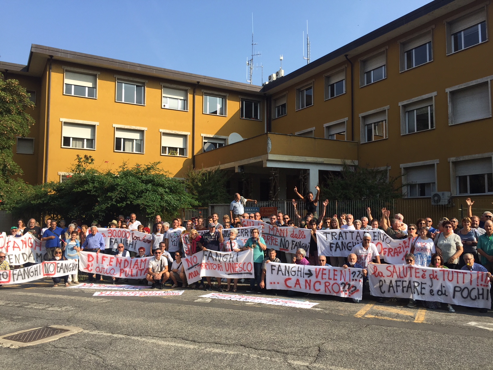 Impianto fanghi a Carentino: semaforo rosso. Esultano i cittadini