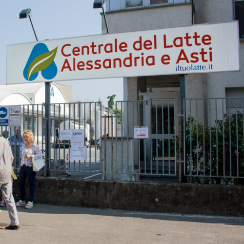 Associazioni ambientaliste contro la decisione di vendere le quote della Centrale del latte