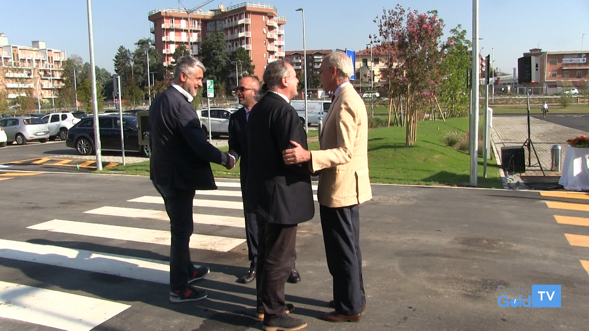 Cuttica cerca dialogo tra grande e piccolo commercio. Confesercenti frena