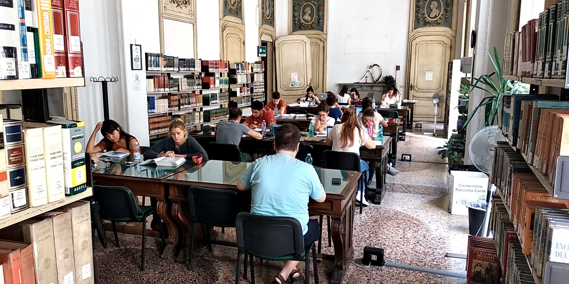 Più giorni di orario continuato per la Biblioteca Civica di Casale