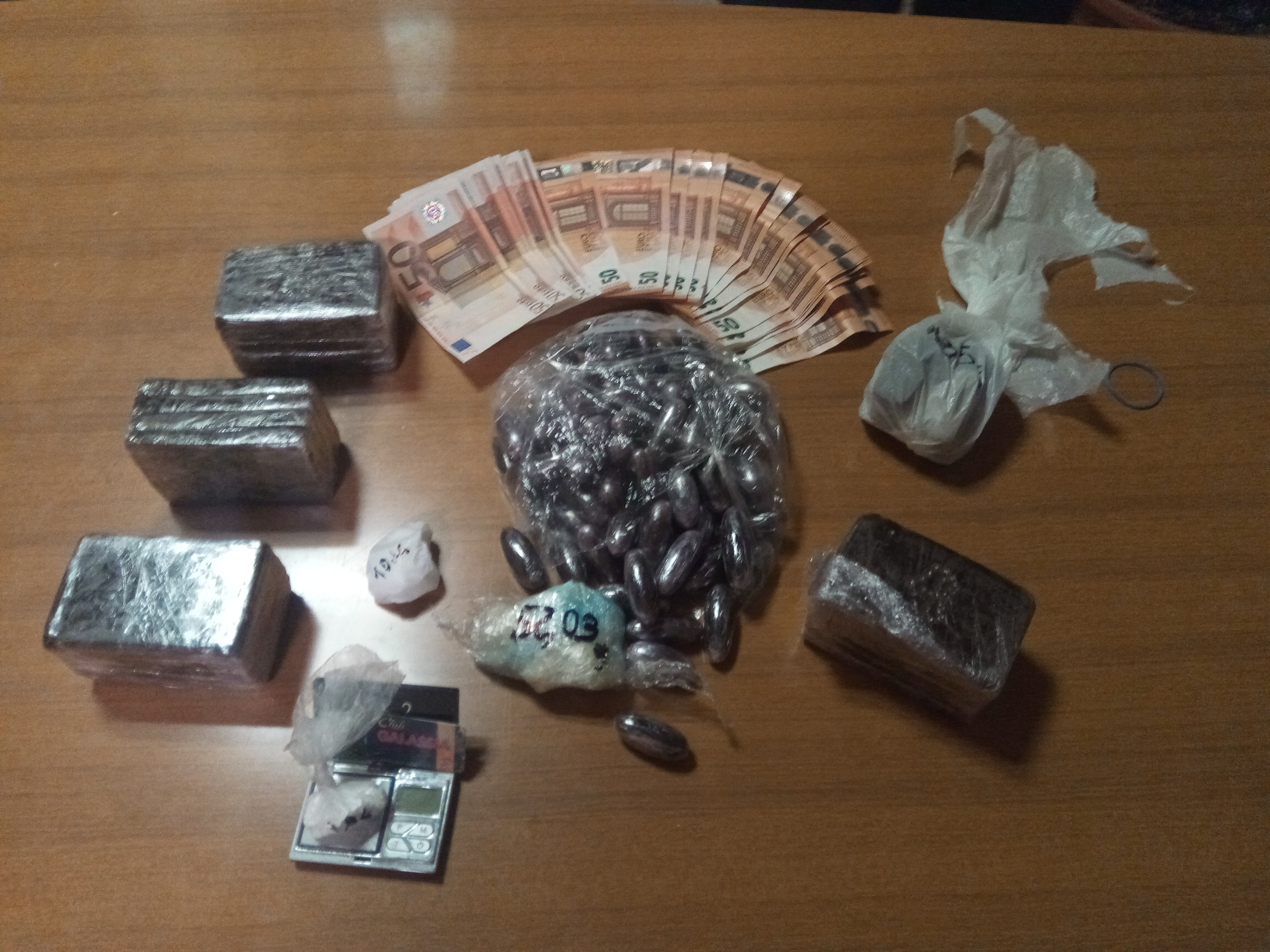 Operazione della Guardia di Finanza a Novi: scoperto market della droga