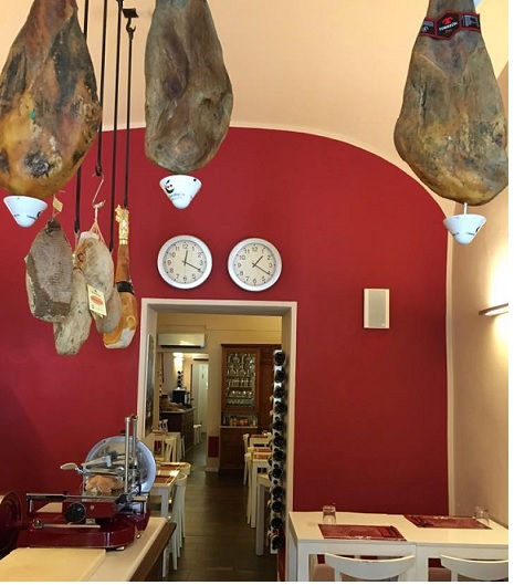 Da “Dop&Doc” il giovedì i migliori salumi sposano lo gnocco fritto