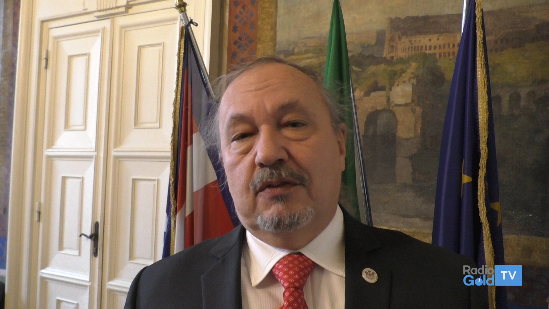 Il sindaco dà il patrocinio al Pride: “Una buona amministrazione deve unire”