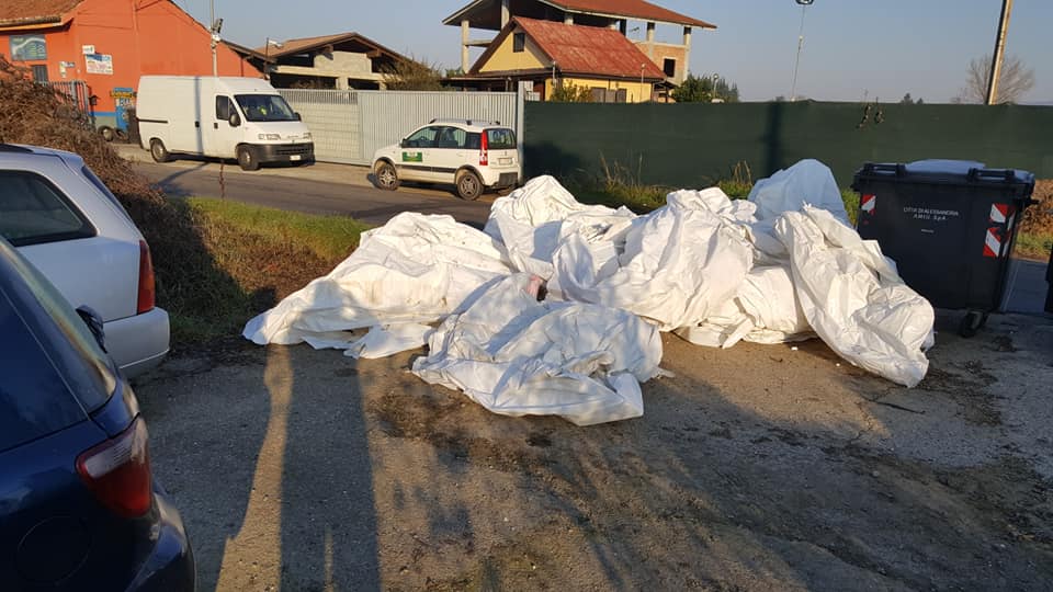 Scarti di un tetto da Chiavari ad Alessandria