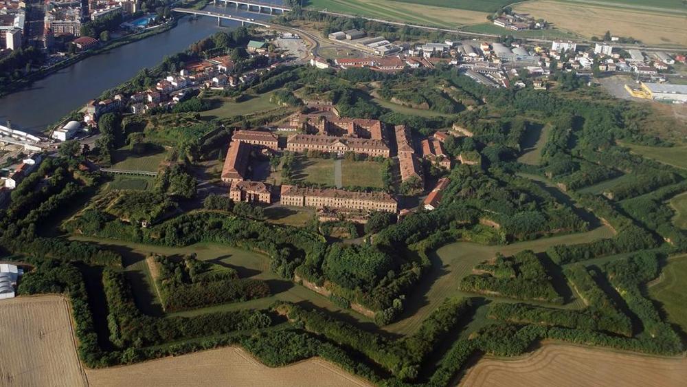 Ad Alessandria un convegno contro l’abusivismo turistico