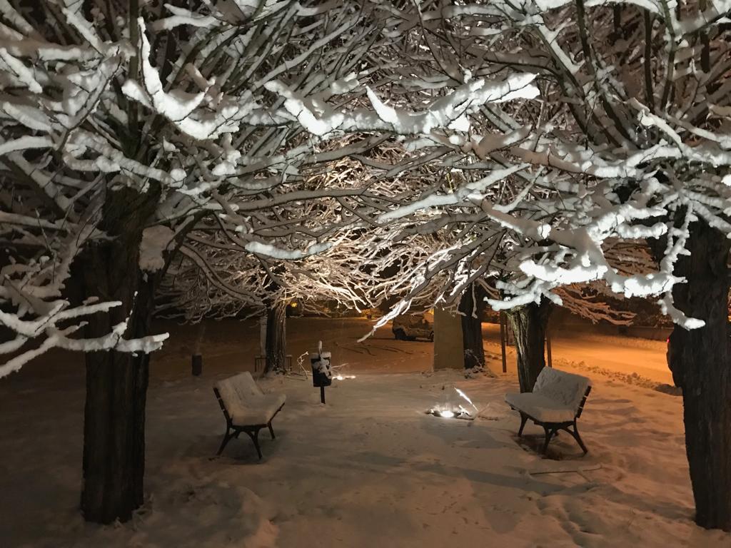 Neve a bassa quota fino alla serata. Tregua sabato mattina, poi pioggia