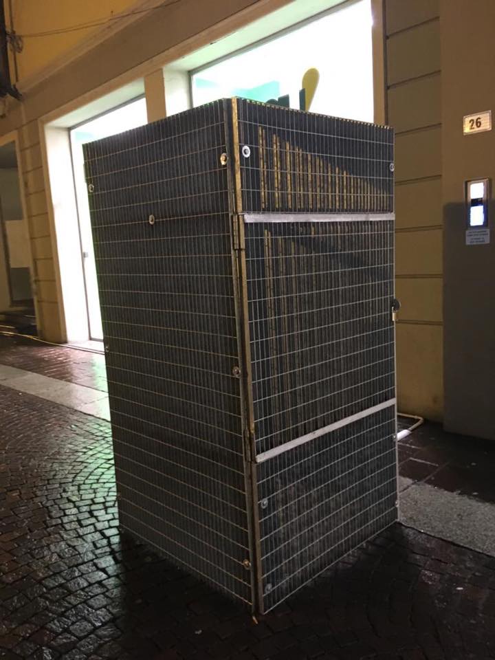 Centralina definita “catafalco” in via dei Martiri. Borasio replica: “polemica sterile”