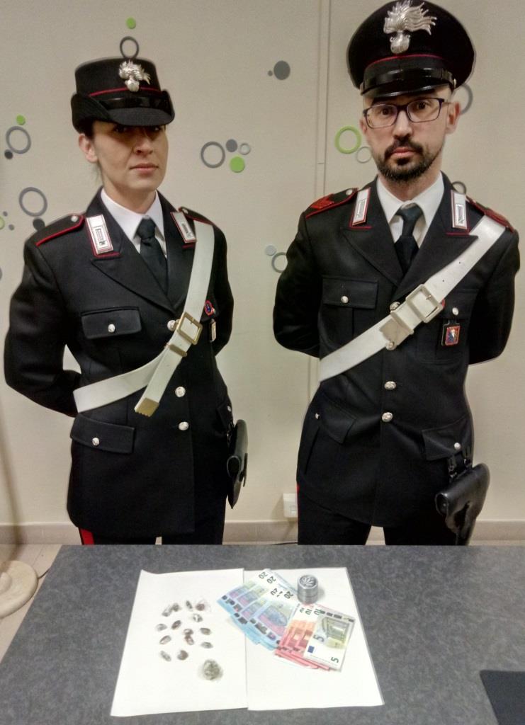 Il fiuto di Jackie scova studente con hashish e marijuana