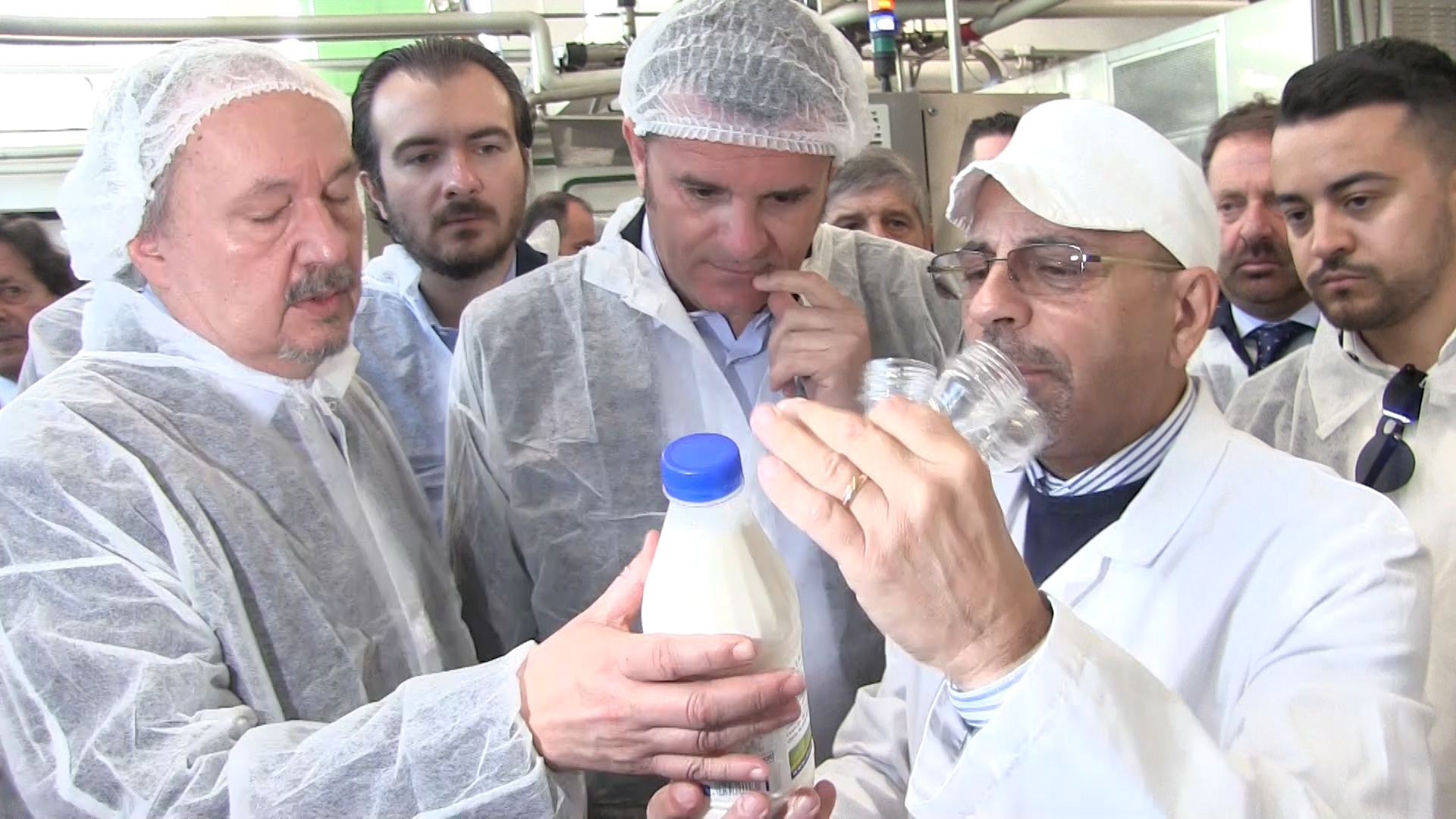 Ministro Centinaio: bisogna tutelare e valorizzare qualità italiana