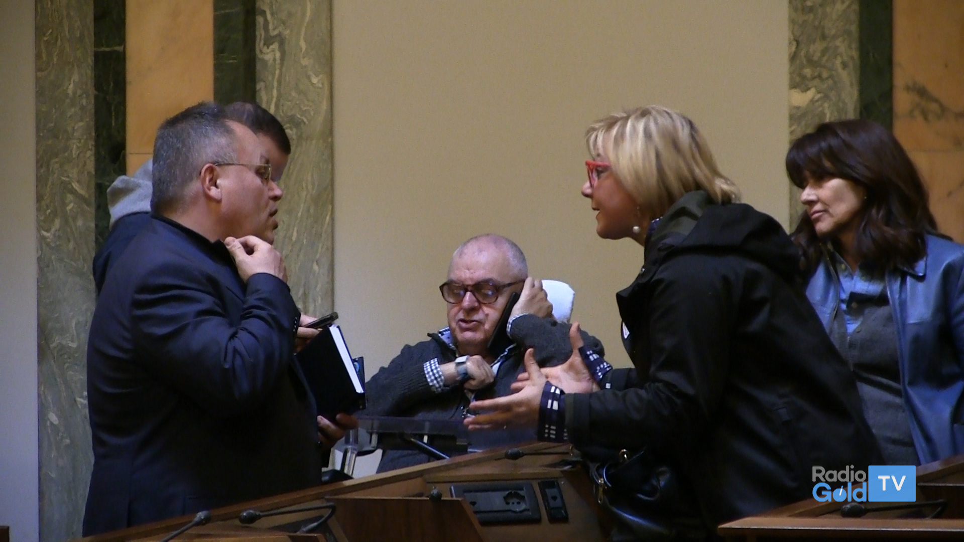 Passalacqua attaccato da minoranza ma non torna indietro: “Una battuta”