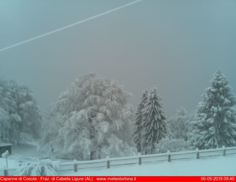 Colpo di coda dell’inverno imbianca Val Borbera e Val Curone